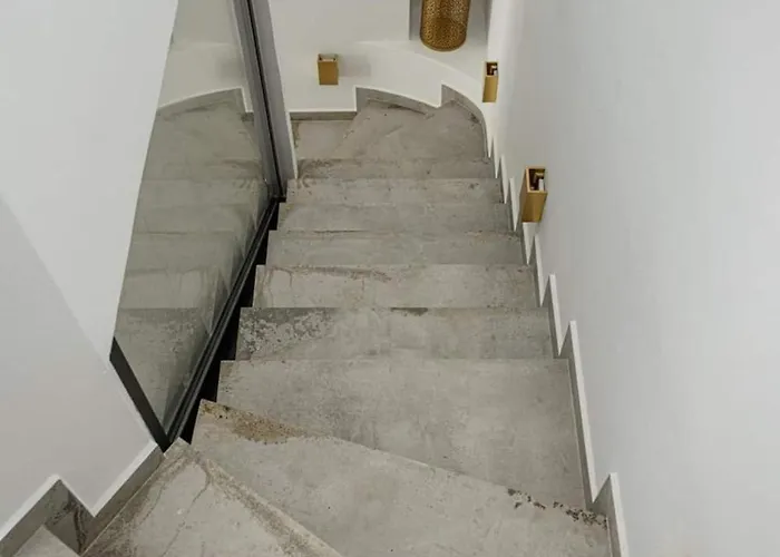 Mikri Sorriso - - Pool & Jacuzzi Μικρή Βίγλα