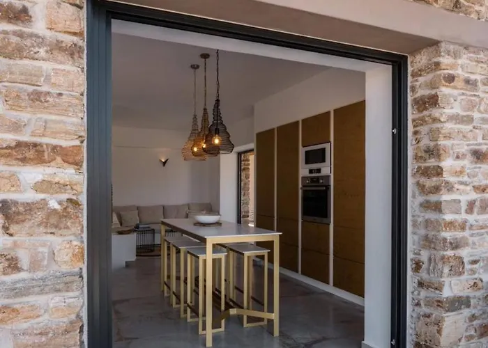 Mikri Sorriso - - Pool & Jacuzzi Βίλα